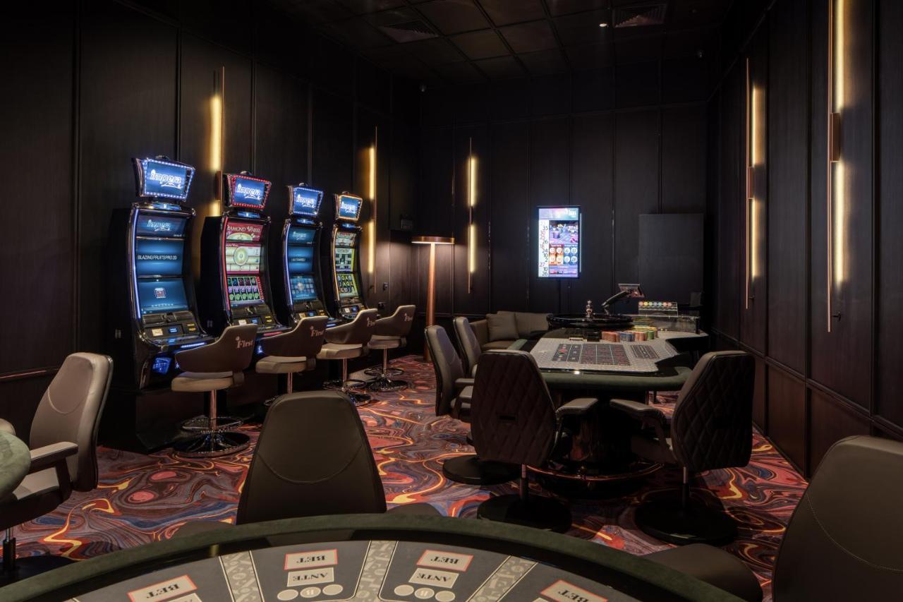 Grand Hotel Lviv Casino & Spa Εξωτερικό φωτογραφία The casino