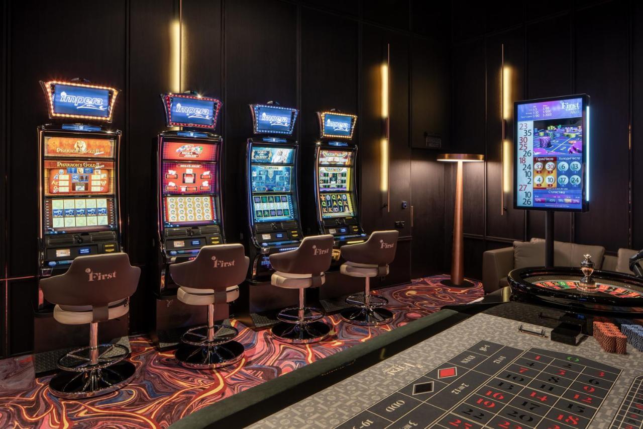 Grand Hotel Lviv Casino & Spa Εξωτερικό φωτογραφία A casino in Macau